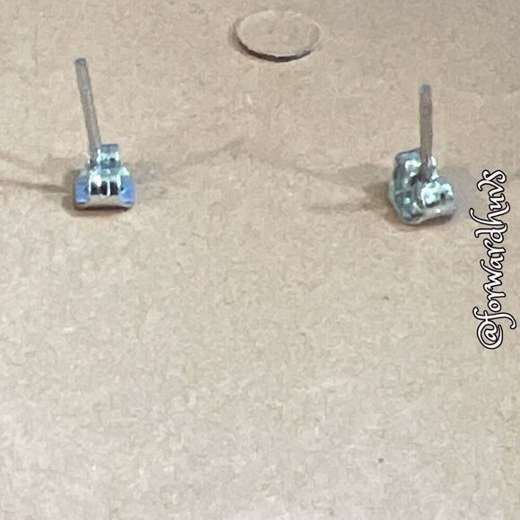 Mother of Pearl Heart Earrings with Bird and Bead Accents - Picture 5 of 6